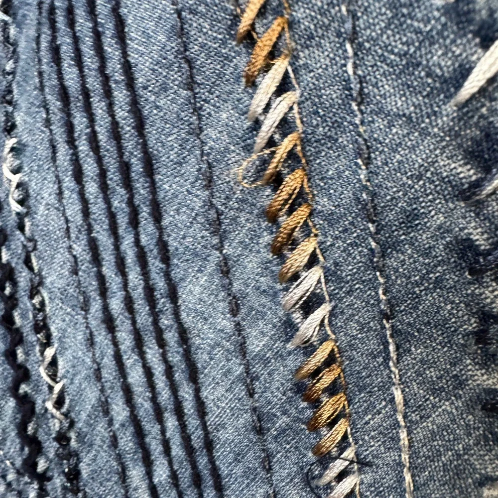 Double D Ranch Embroidered Denim Shirt - Picture 5 of 16